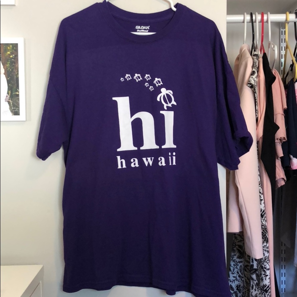 ⚫️ donating 12/11 Purple Hawaii T-Shirt